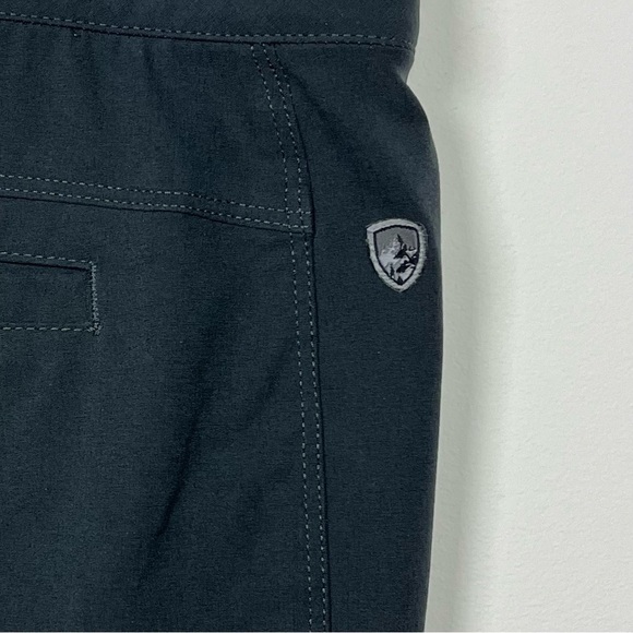 EUC Kuhl | Freeflex Short with Wide Waistband and Internal Draw Cord Size 10 - Picture 8 of 9